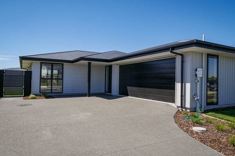 Photo of property in 8 Matai Springs Drive, Halswell, Christchurch, 8025