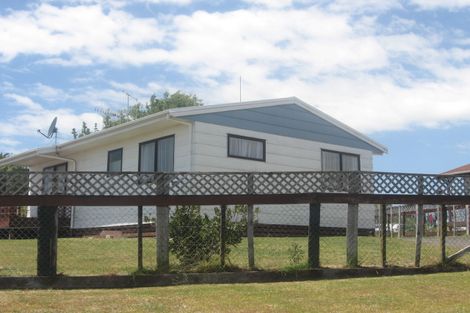Photo of property in 6 Gray Avenue, Te Puke, 3119