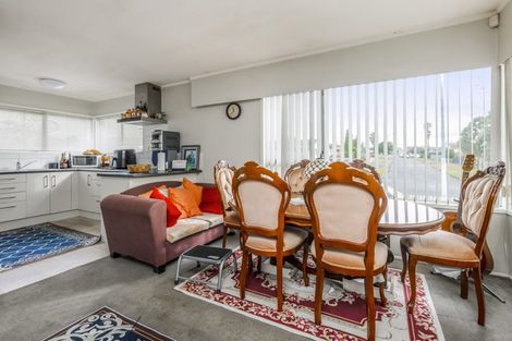 Photo of property in 1/28 Sharland Avenue, Manurewa, Auckland, 2102