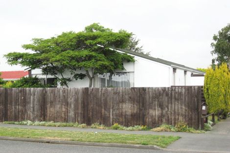 Photo of property in 2/34 Bayswater Crescent, Bromley, Christchurch, 8062