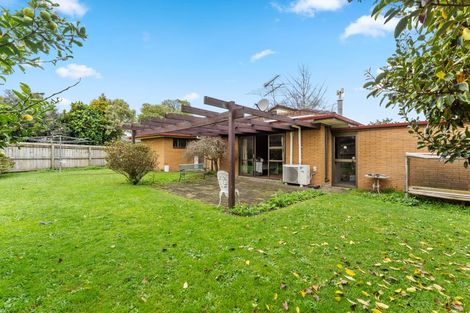 Photo of property in 9 Walter Strevens Drive, Conifer Grove, Takanini, 2112