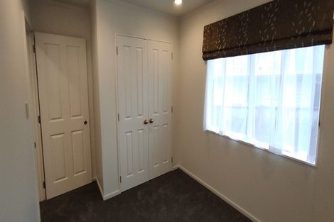 Photo of property in 16a Gills Avenue, Papakura, 2110