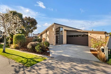 Photo of property in 40 Mary Street, Papanui, Christchurch, 8053