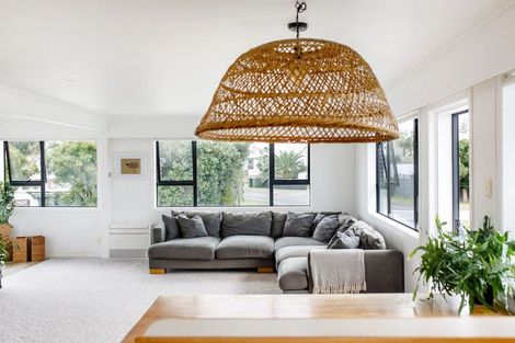 Photo of property in 1 Ohiwa Parade, Ohope, 3121