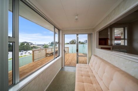 Photo of property in 10 Carver Place, Lynmouth, New Plymouth, 4310
