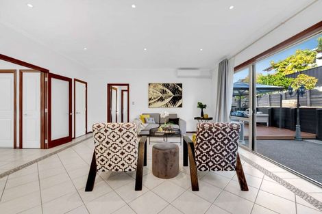 Photo of property in 19 Skye Road, East Tamaki Heights, Auckland, 2016