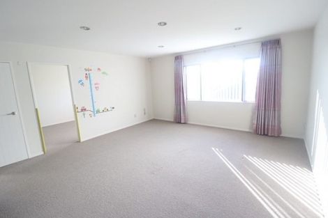 Photo of property in 7 Andy Crescent, Flat Bush, Auckland, 2016