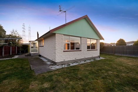 Photo of property in 12 Springmead Place, Hornby, Christchurch, 8042