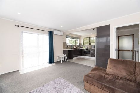 Photo of property in 33 Danube Lane, Glen Eden, Auckland, 0602