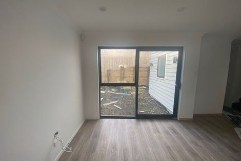 Photo of property in 65a Tiroroa Avenue, Te Atatu South, Auckland, 0610