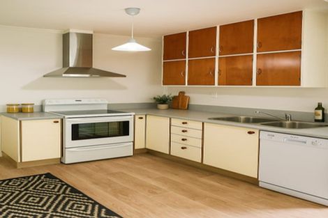 Photo of property in 70 Locking Street, Nelson South, Nelson, 7010