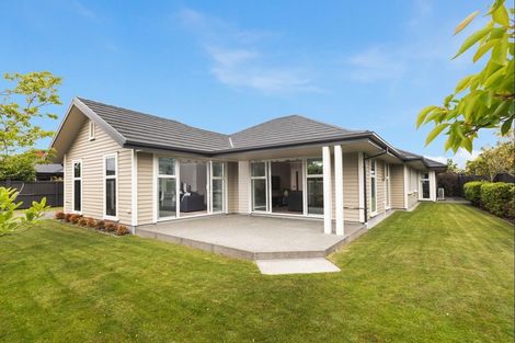 Photo of property in 42 Westpark Drive, Burnside, Christchurch, 8053