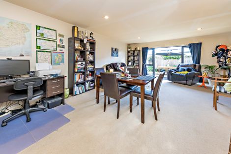Photo of property in 5s Dryden Place, Mount Wellington, Auckland, 1051