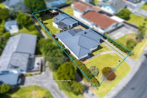 Photo of property in 57 Divich Avenue, Te Atatu South, Auckland, 0610