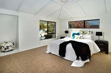 Photo of property in 1/10 Rembrandt Place, Burnside, Christchurch, 8053