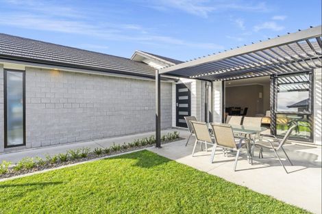 Photo of property in 10 Korimako Place, Coastlands, Whakatane, 3120