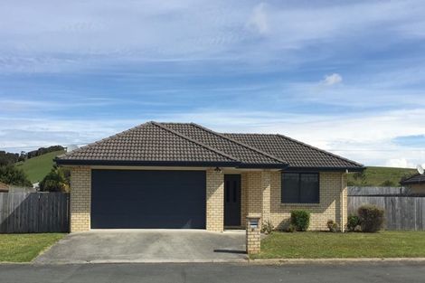 Photo of property in 9 Mooring Close, Haruru, 0204