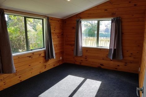 Photo of property in 506 Swanson Road, Ranui, Auckland, 0612