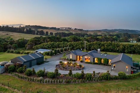 Photo of property in 265 Forestry Road, Waitoki, Kaukapakapa, 0871