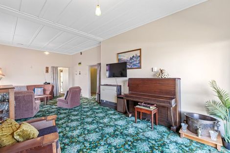 Photo of property in 2 Longfellow Street, Te Aroha, 3320