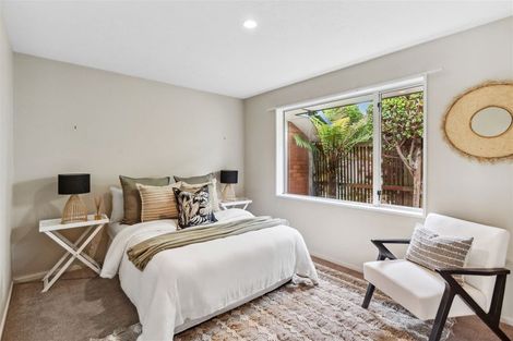 Photo of property in 11 Kotare Street, Fendalton, Christchurch, 8041