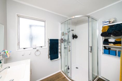 Photo of property in 44 Kaimanawa Street, Kelvin Grove, Palmerston North, 4414