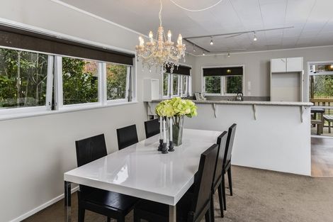 Photo of property in 3 Anchor Place, Beach Haven, Auckland, 0626