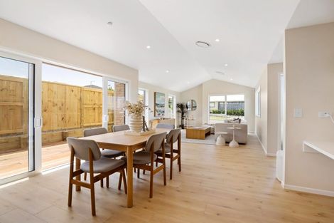 Photo of property in 2 Triplefin Avenue, Omokoroa, 3114