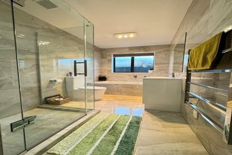 Photo of property in 8 Pakaraka Drive, Papakura, 2110