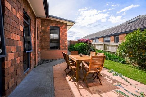 Photo of property in 76 Rototuna Road, Rototuna, Hamilton, 3210