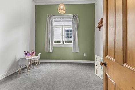 Photo of property in 52 Bourke Street, Palmerston North, 4410