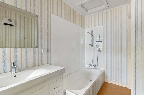 Photo of property in 49 Mckenzie Street, Geraldine, 7930