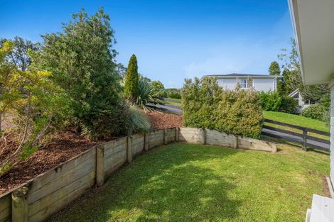 Photo of property in 1 Weka Close, Red Beach, 0932