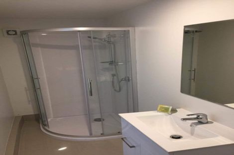 Photo of property in 37 Mountbatten Avenue, Hillcrest, Auckland, 0627