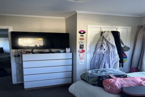 Photo of property in 113 Parkvale Road, Karori, Wellington, 6012