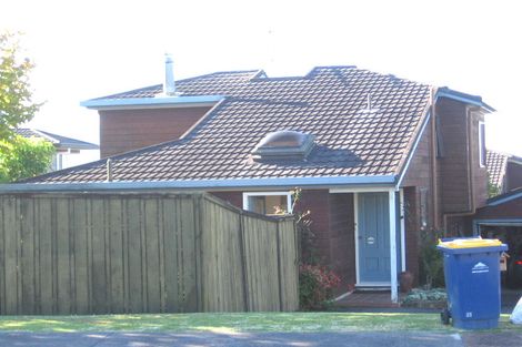 Photo of property in 1/25 Knights Road, Rothesay Bay, Auckland, 0630