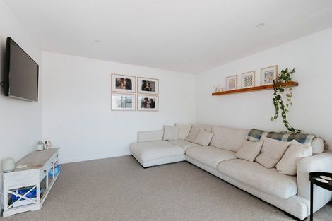 Photo of property in 132 Adler Drive, Ohauiti, Tauranga, 3112