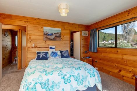 Photo of property in 312e Waikawa Road, Waikawa, Picton, 7220