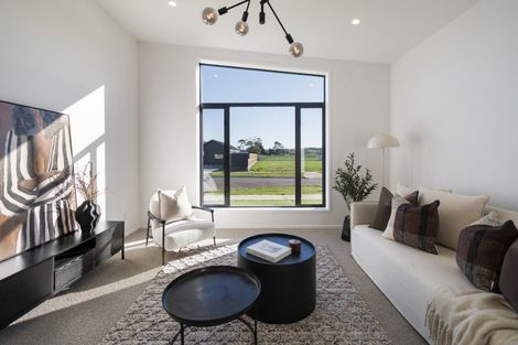 Photo of property in 12 Parkside Avenue, Maewa, Feilding, 4702