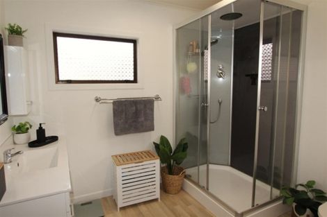 Photo of property in 8 Robertson Street, Glenholme, Rotorua, 3010