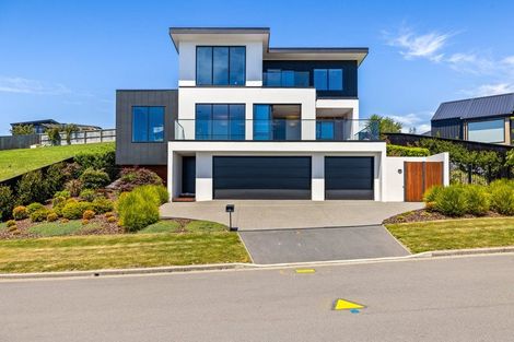 Photo of property in 8 Caldberg Close, Westmorland, Christchurch, 8025