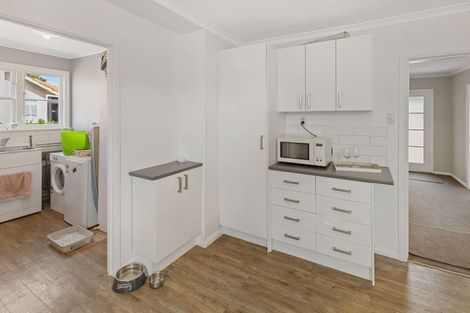 Photo of property in 323 Botanical Road, West End, Palmerston North, 4412