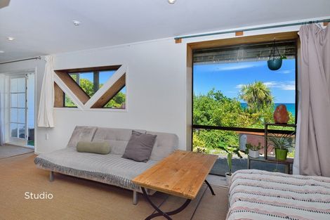 Photo of property in 13c Makorori Beach Road, Makorori, Gisborne, 4073