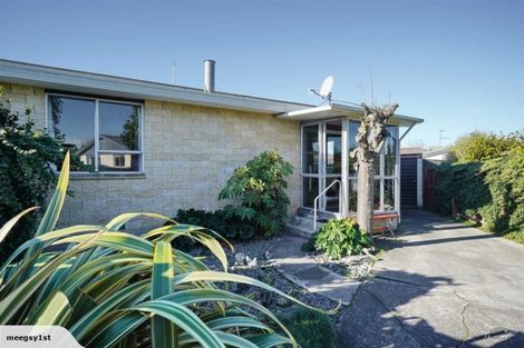 Photo of property in 1/6a Chipping Lane, Redwood, Christchurch, 8051