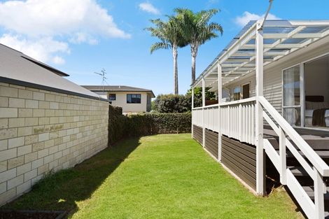 Photo of property in 26 Seaview Road, Otumoetai, Tauranga, 3110