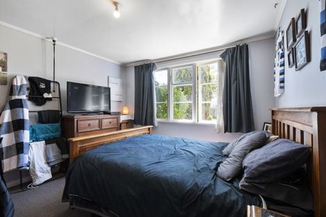 Photo of property in 30 Lower High Street, Marton, 4710