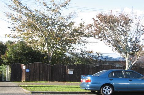 Photo of property in 80 Friedlanders Road, Manurewa, Auckland, 2102