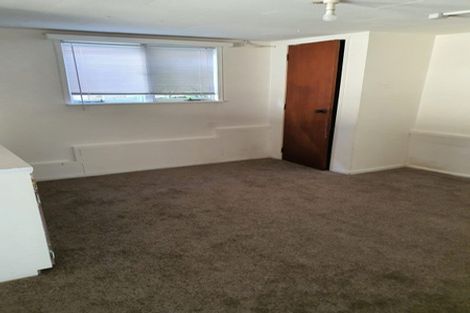 Photo of property in 16 Ellis Avenue, Mount Roskill, Auckland, 1041