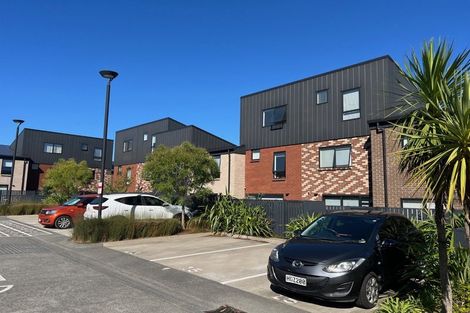 Photo of property in 9 Kotuitui Street, Manukau, Auckland, 2104