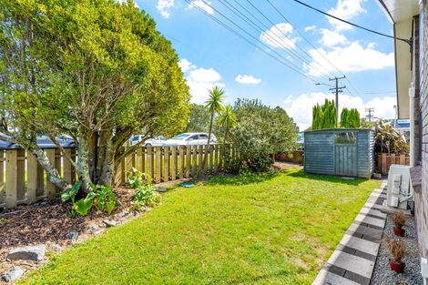 Photo of property in 1a Kauri Crescent, Snells Beach, 0920